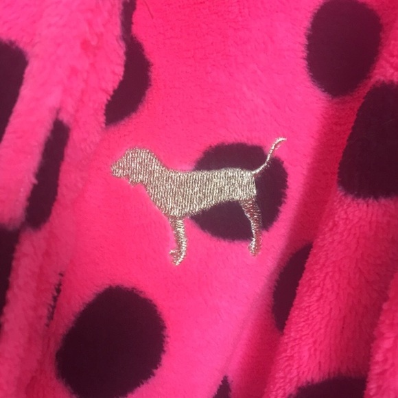 Victoria's Secret Polka Dot Robe - Picture 8 of 8